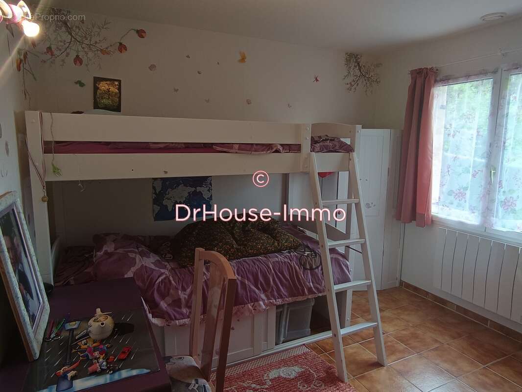 Maison à VAUX-SUR-SEINE