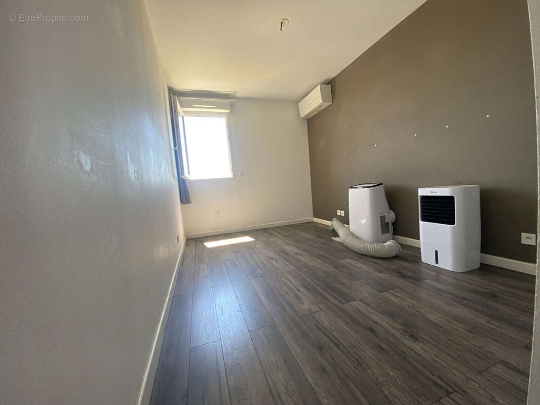 Appartement à MARSEILLE-15E