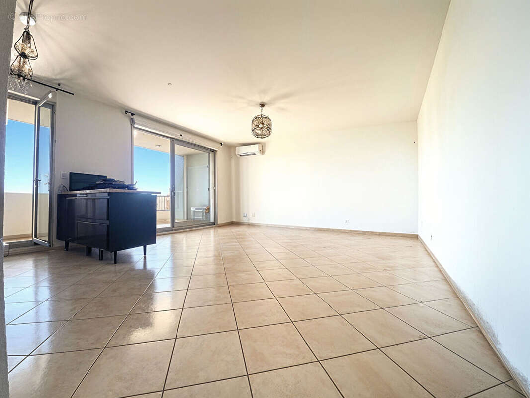 Appartement à MARSEILLE-15E