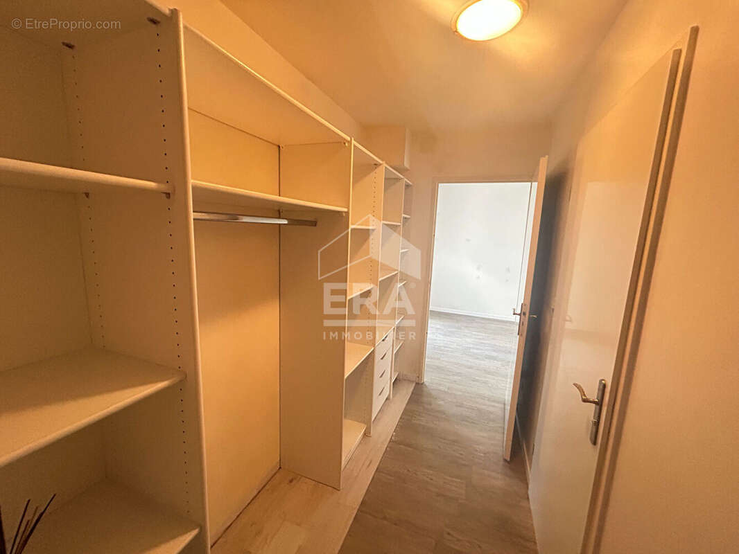 Appartement à DOURDAN