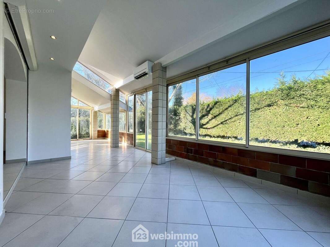 Maison à SAINT-LAURENT-MEDOC