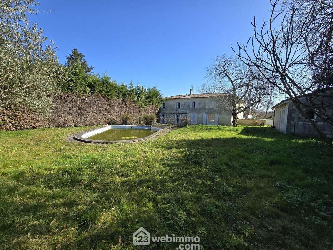 Vue d&#039;ensemble de la propriété - Maison à SADIRAC