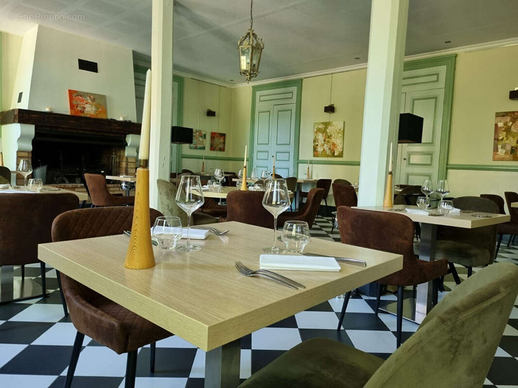 Autre à MONTBRUN-LES-BAINS