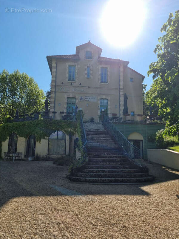 Autre à MONTBRUN-LES-BAINS