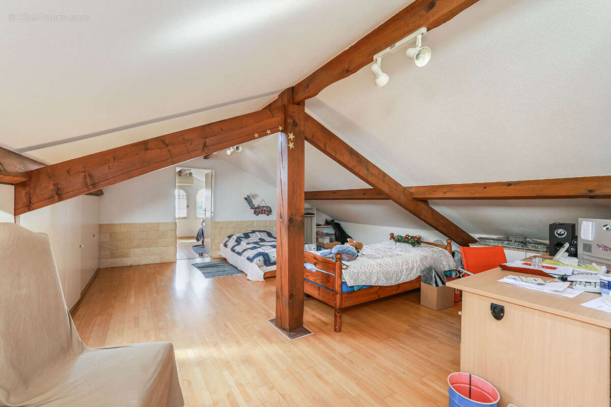 Maison à ARTIGUES-PRES-BORDEAUX