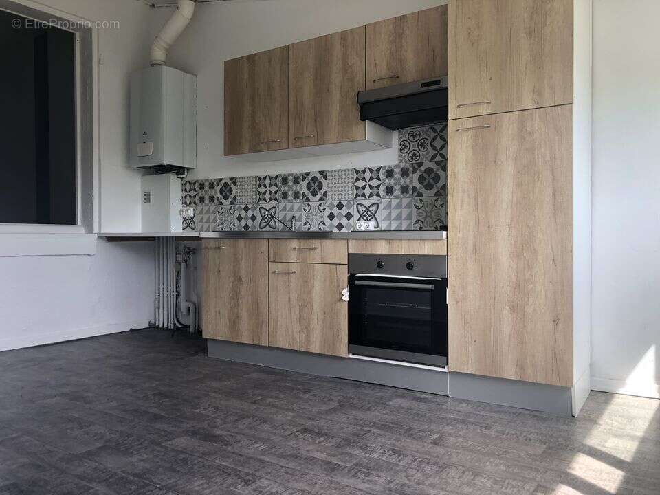 CUISINE AMENAGEE - Maison à PAUILLAC