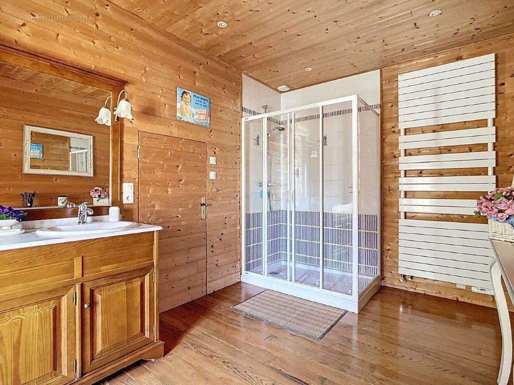 Maison à TURQUEVILLE