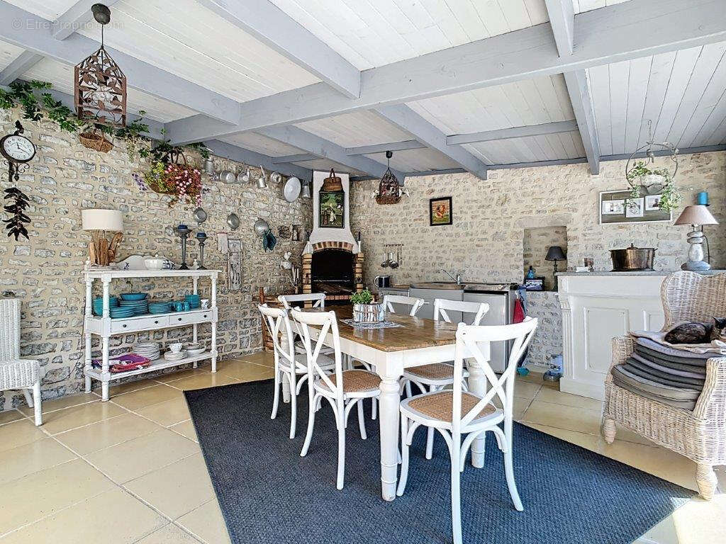 Maison à TURQUEVILLE