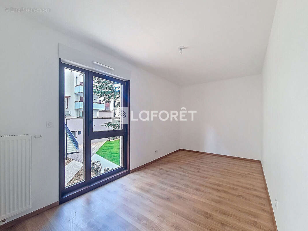 Appartement à RILLIEUX-LA-PAPE