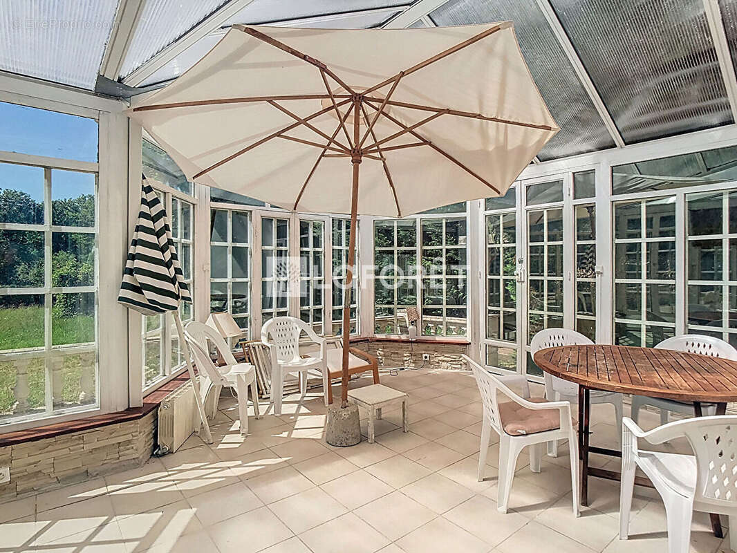 Maison à COUR-CHEVERNY