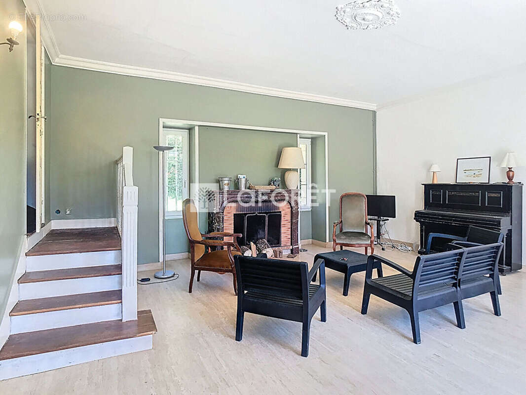 Maison à COUR-CHEVERNY