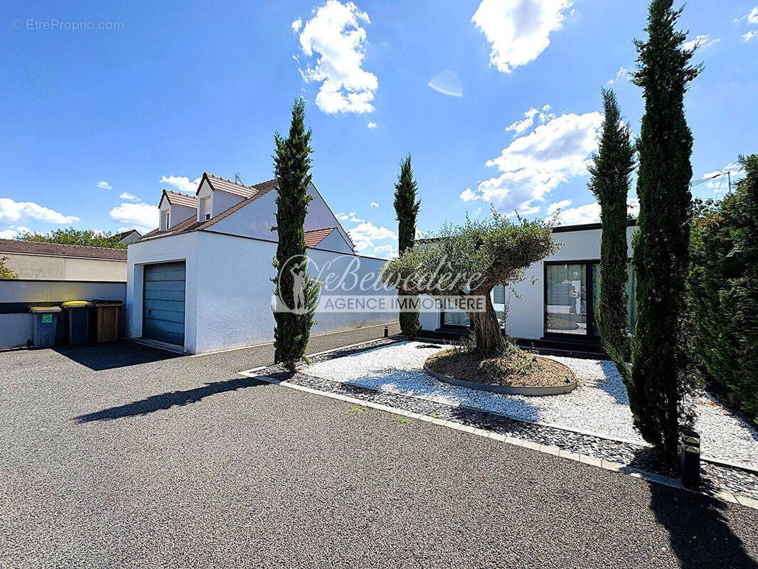 Maison à SAINT-PRIX