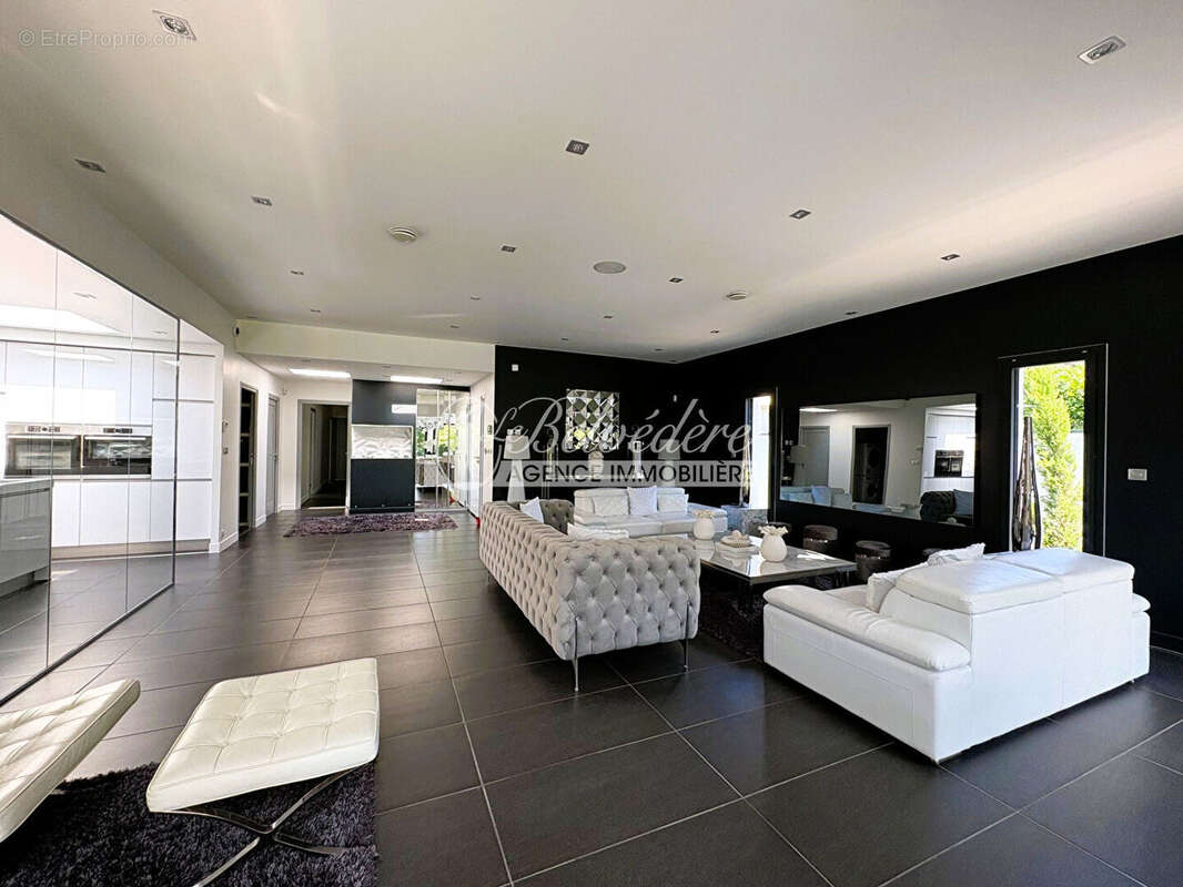 Maison à SAINT-PRIX