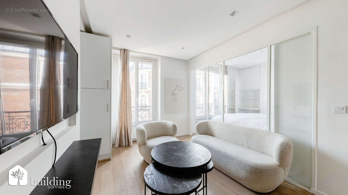 Appartement à LEVALLOIS-PERRET