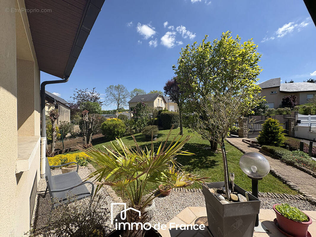 Maison à LE MONASTERE