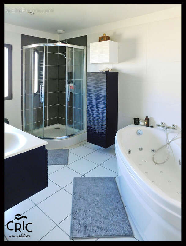 Maison à OCTEVILLE-SUR-MER