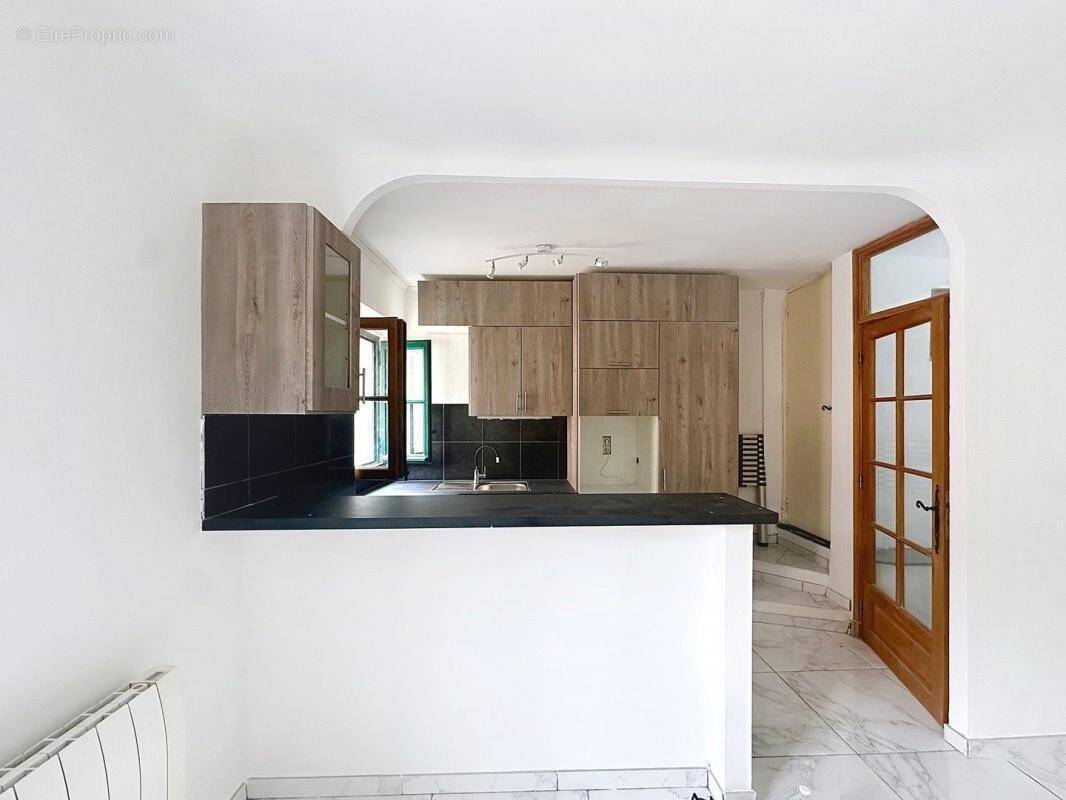 Appartement à VENCE