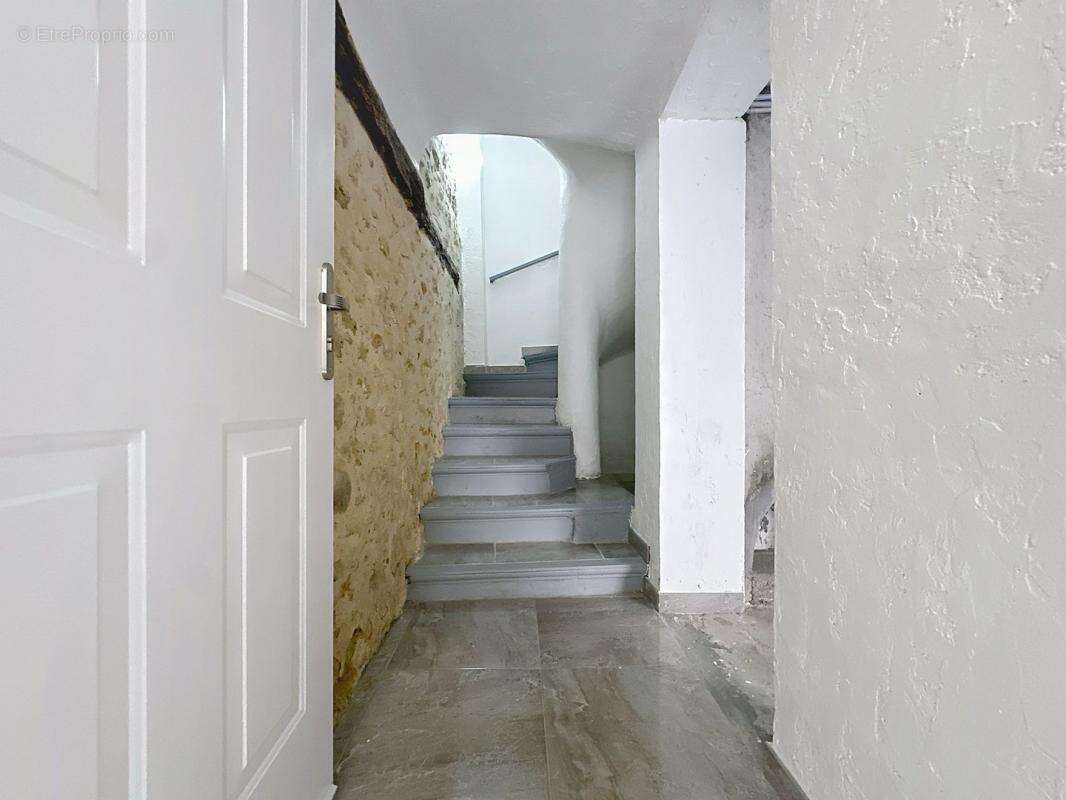 Appartement à VENCE