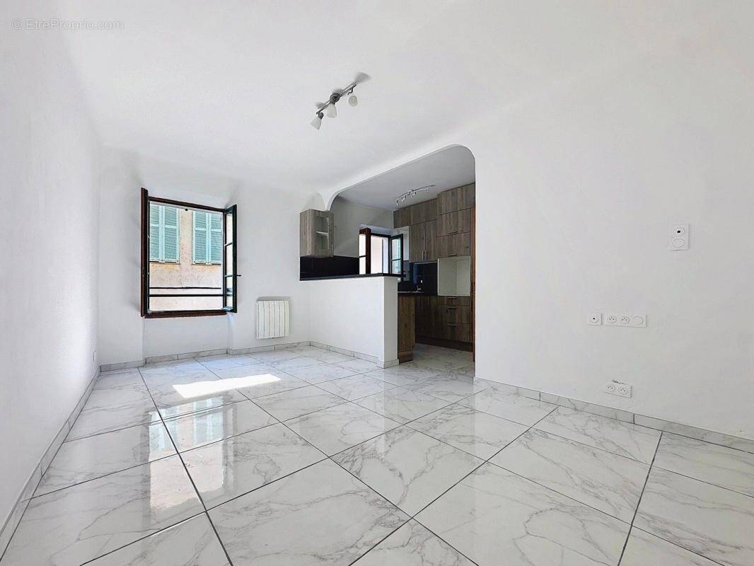 Appartement à VENCE