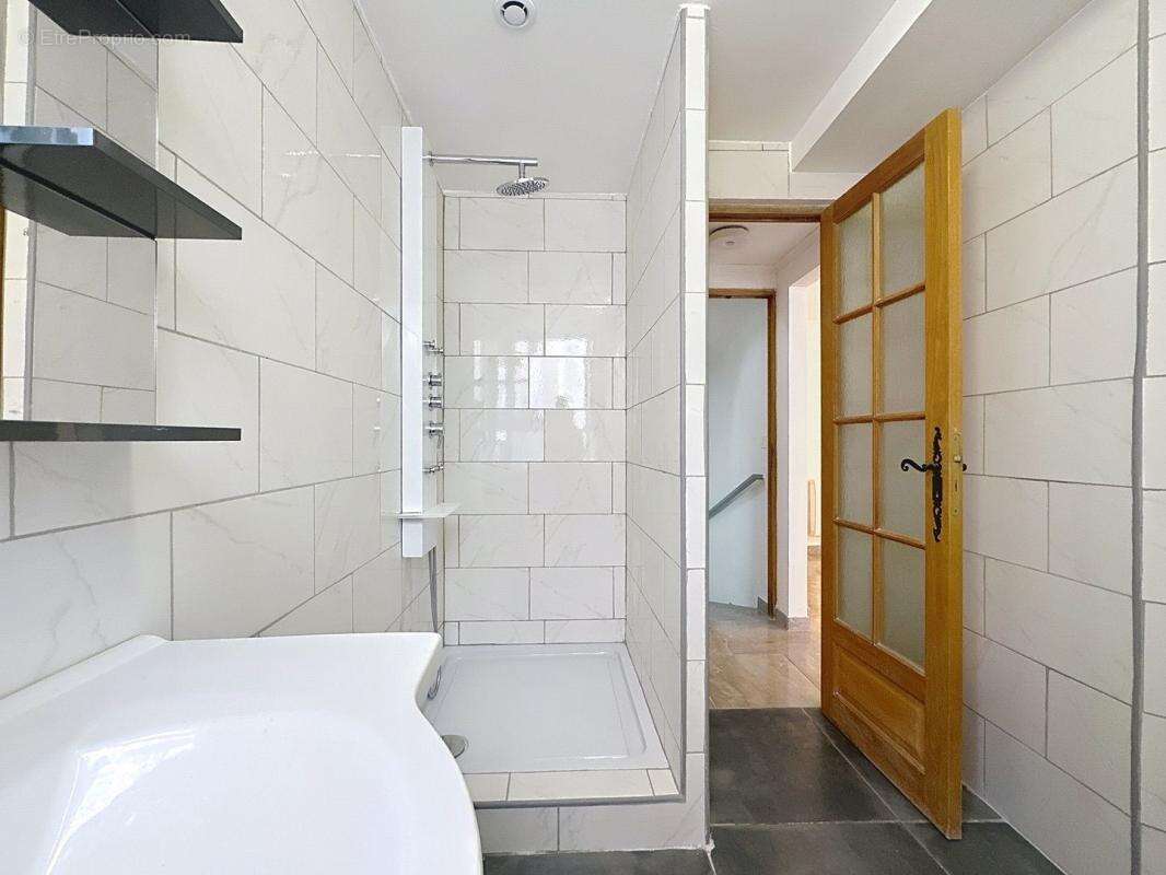 Appartement à VENCE