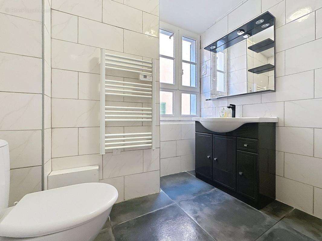 Appartement à VENCE