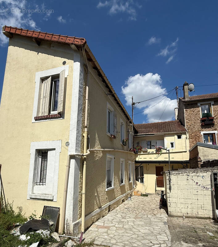 Appartement à VILLENEUVE-SAINT-GEORGES