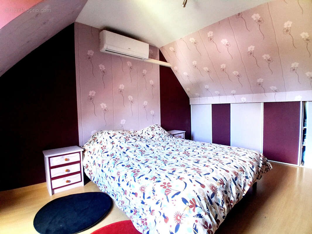 Maison à SAINT-GONDON