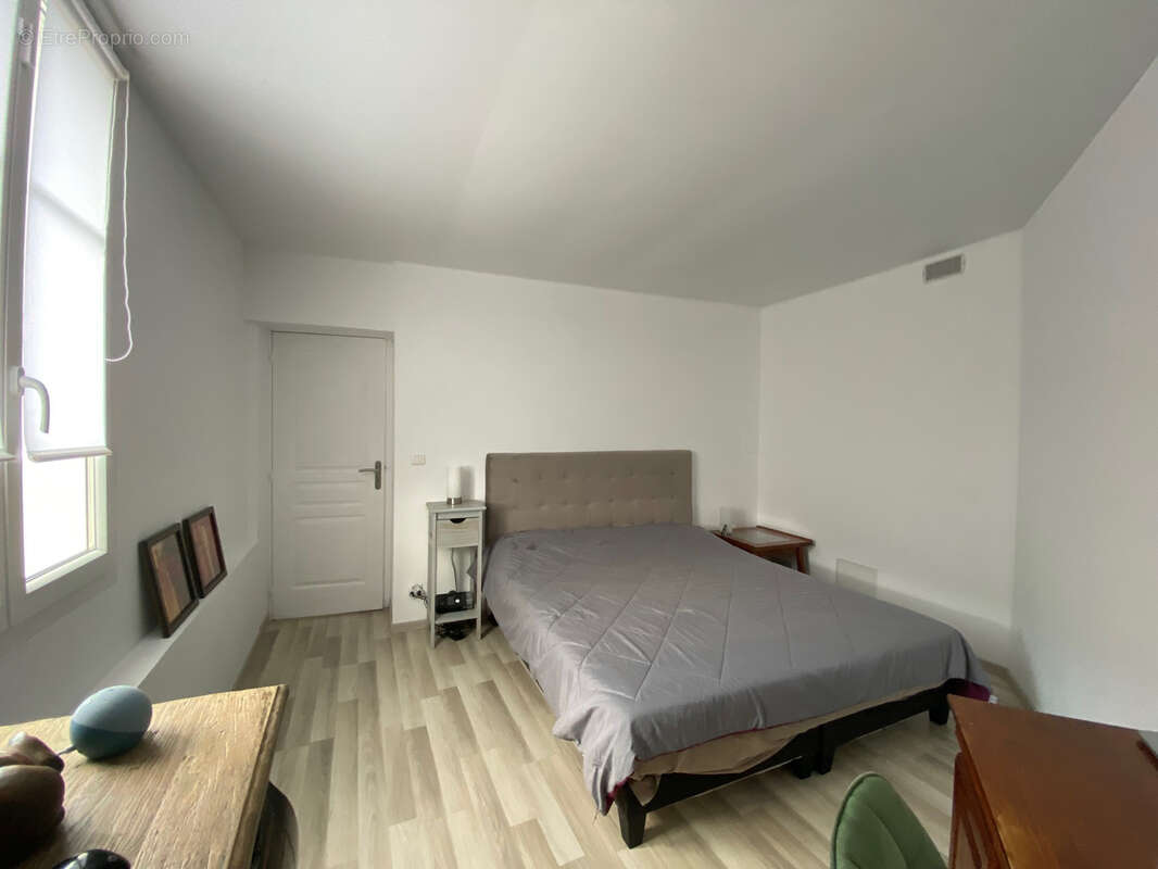 Maison à PUY-L&#039;EVEQUE