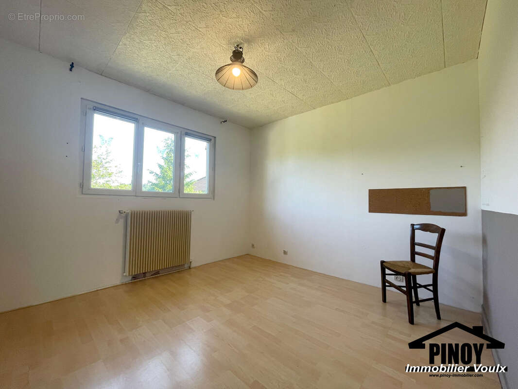 Maison à VAYRES-SUR-ESSONNE