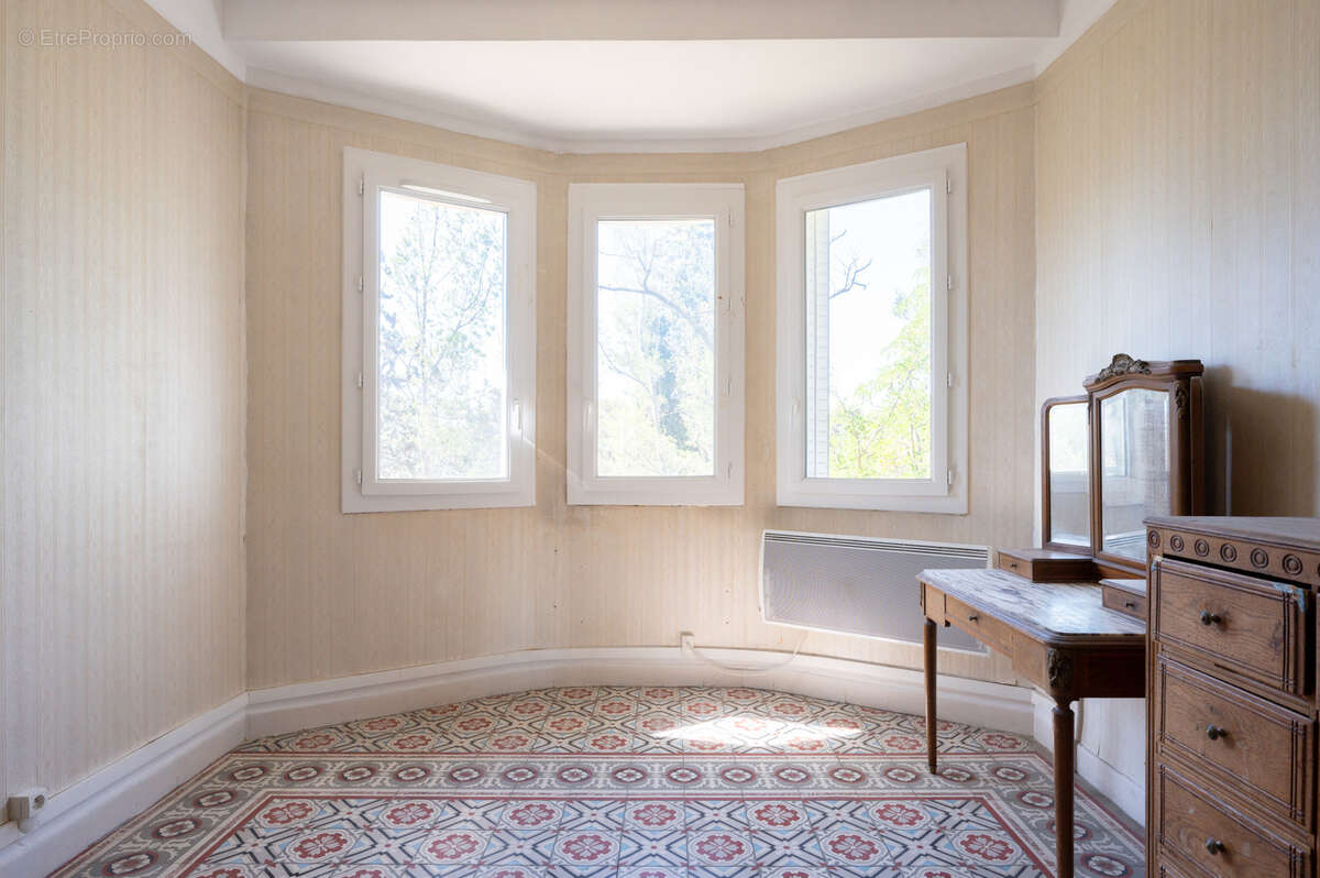 Maison à LA VALETTE-DU-VAR