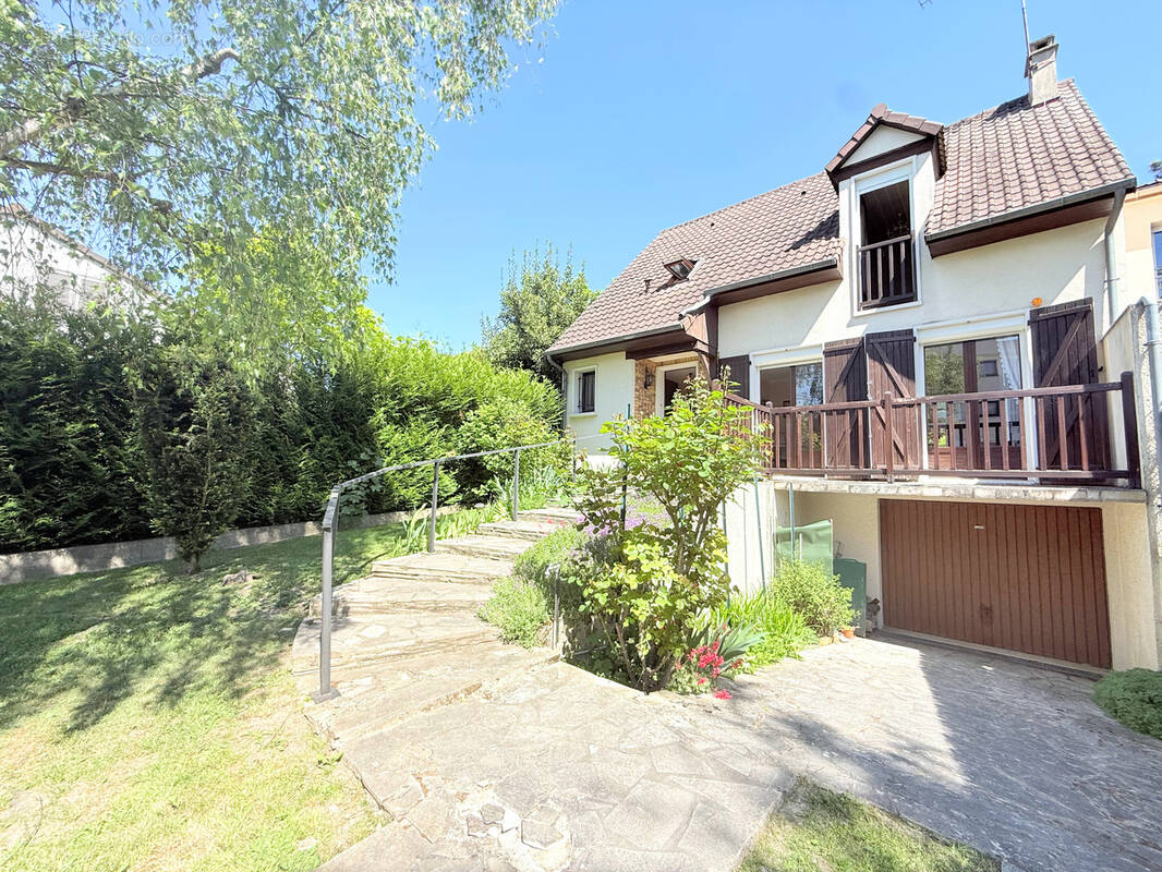 Maison à RUEIL-MALMAISON