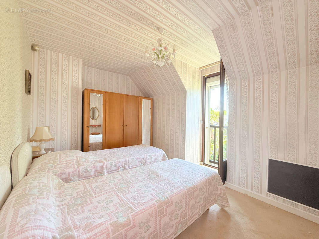 Maison à RUEIL-MALMAISON