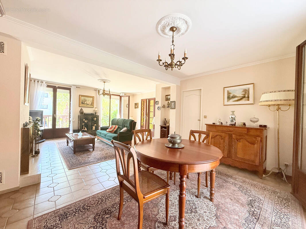 Maison à RUEIL-MALMAISON