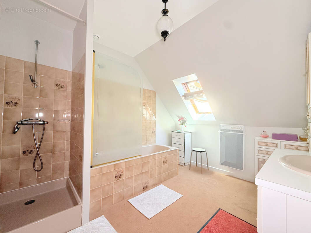 Maison à RUEIL-MALMAISON