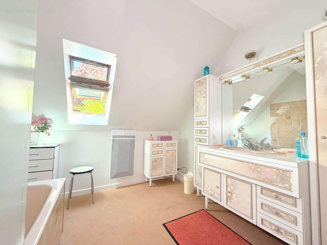 Maison à RUEIL-MALMAISON