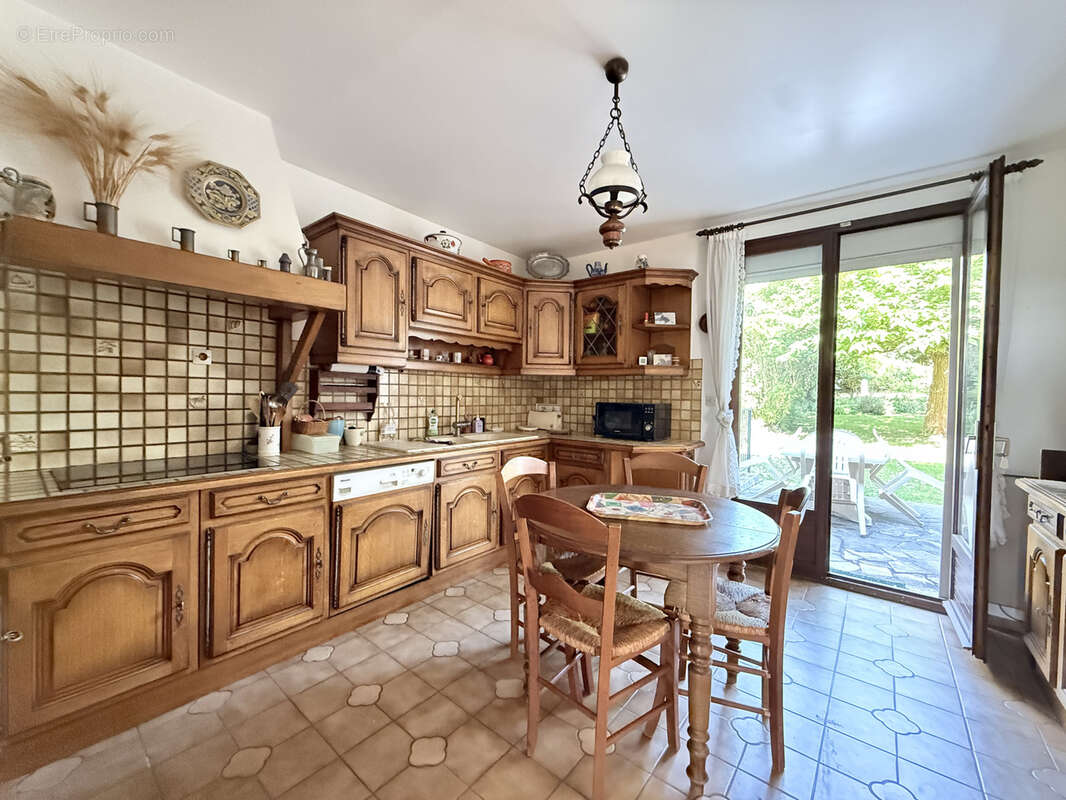 Maison à RUEIL-MALMAISON