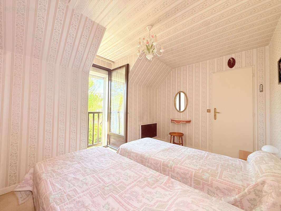 Maison à RUEIL-MALMAISON