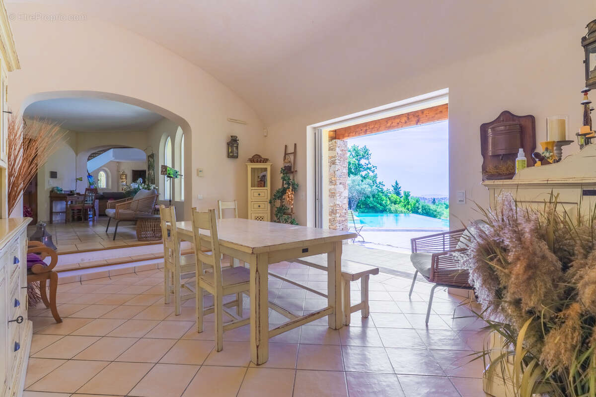 Maison à CAVALAIRE-SUR-MER