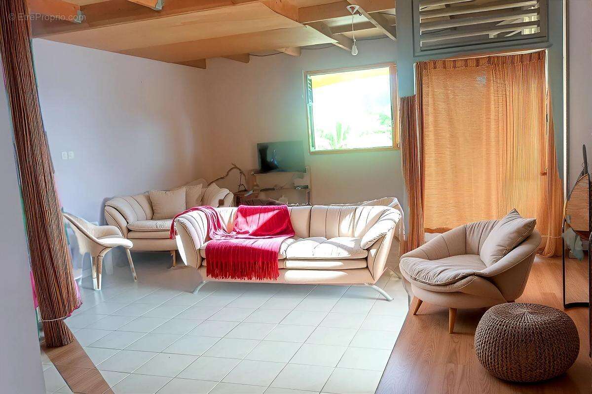 Maison à SAINT-PIERRE