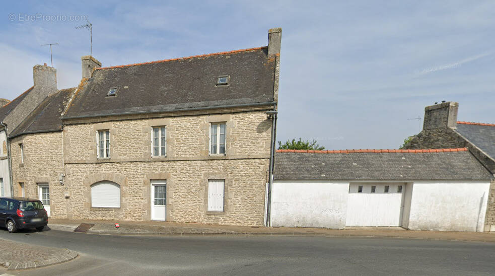 Maison à PLOMEUR