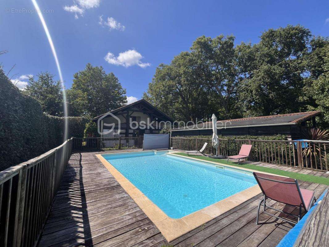 Maison à SAINT-VINCENT-DE-TYROSSE