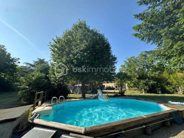 Maison à SAINT-SAUVANT