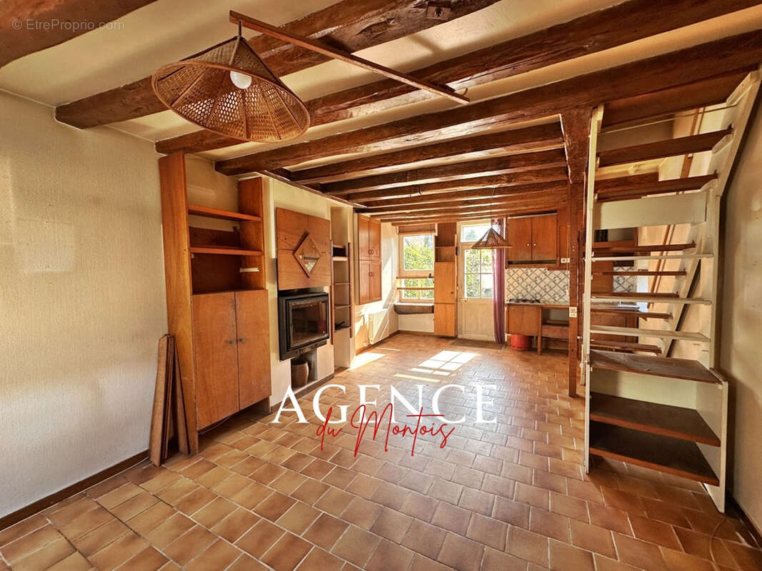 Maison à DONNEMARIE-DONTILLY