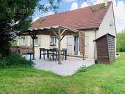 Maison à SAVIGNY-SUR-CLAIRIS