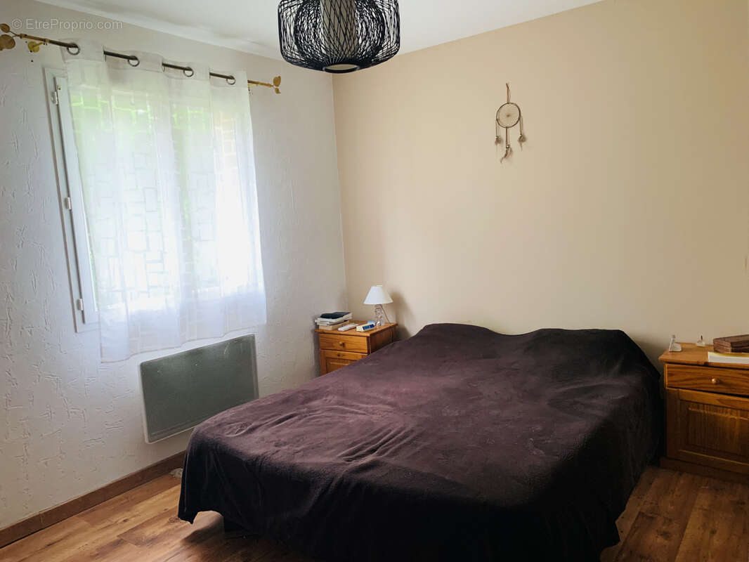 Maison à SAVIGNY-SUR-CLAIRIS