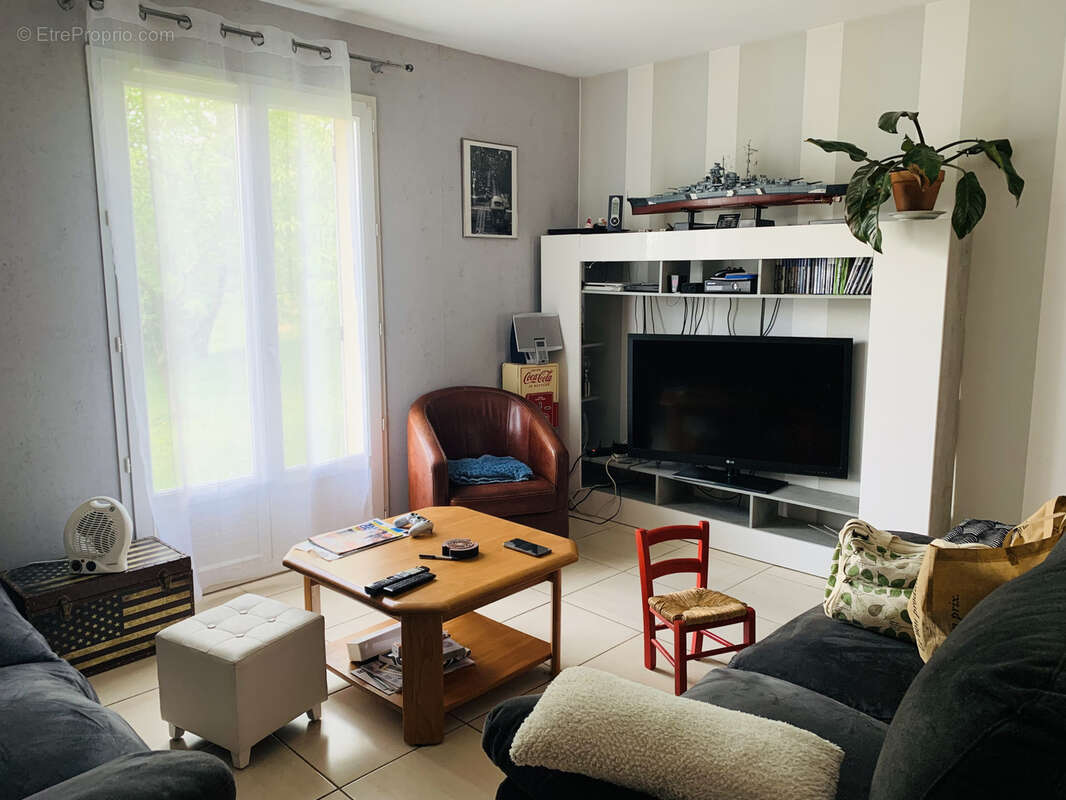 Maison à SAVIGNY-SUR-CLAIRIS