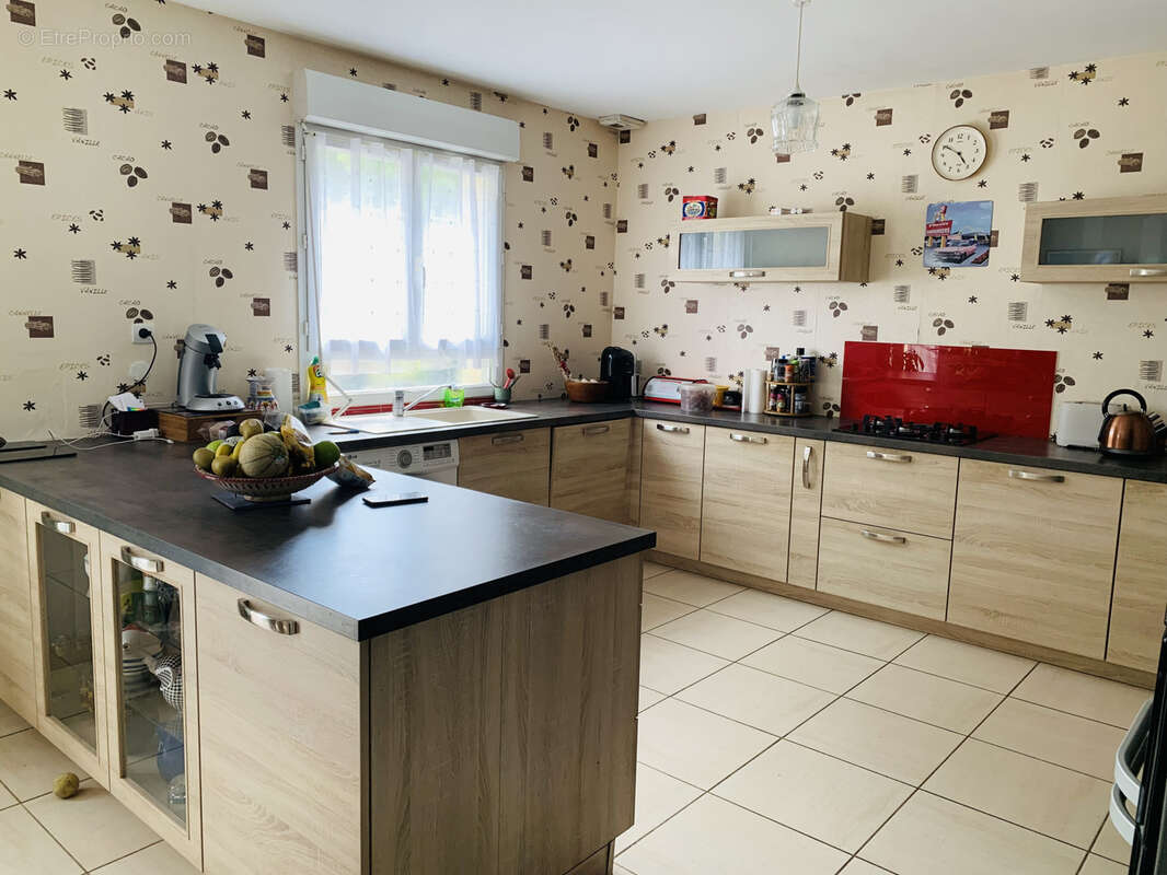 Maison à SAVIGNY-SUR-CLAIRIS