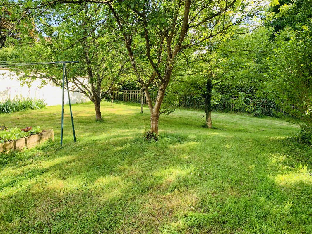 Maison à SAVIGNY-SUR-CLAIRIS