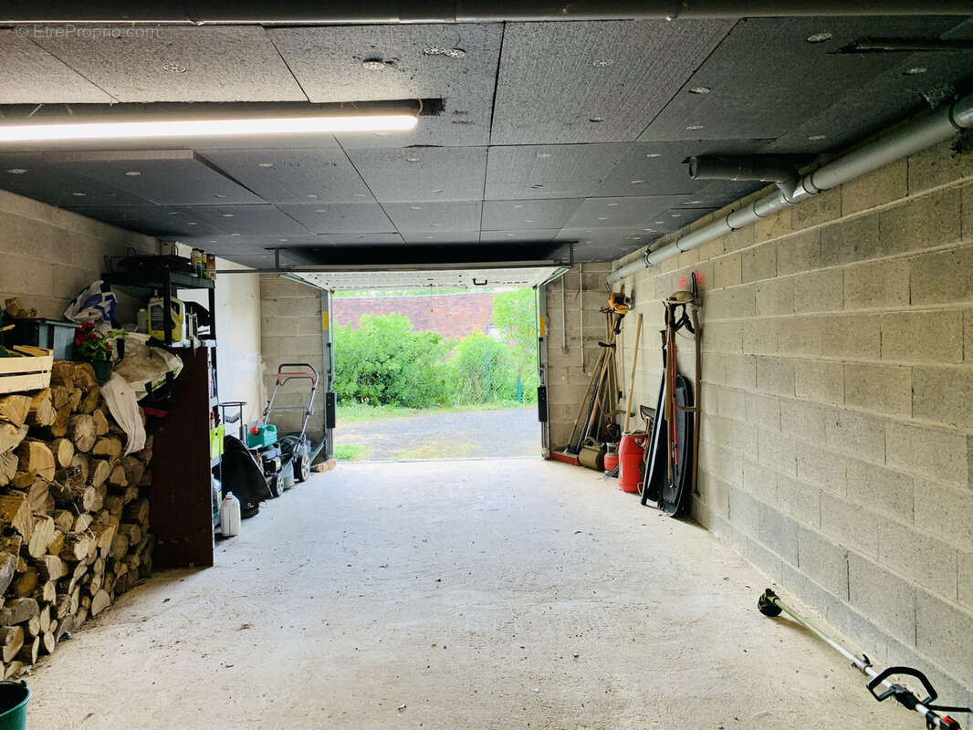 Maison à SAVIGNY-SUR-CLAIRIS