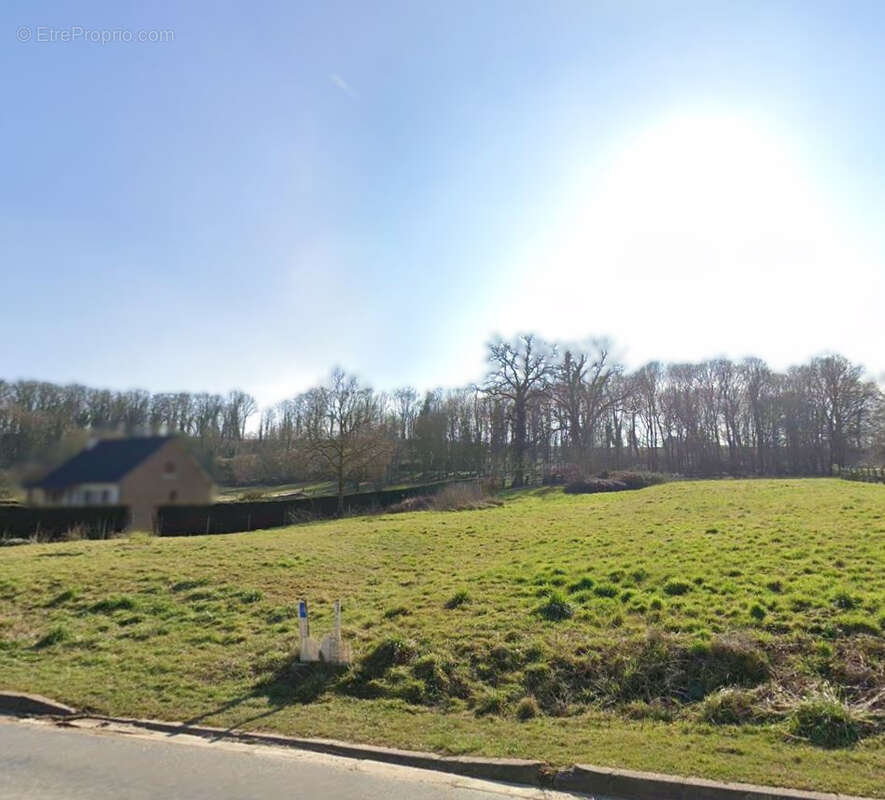 Terrain à NAOURS